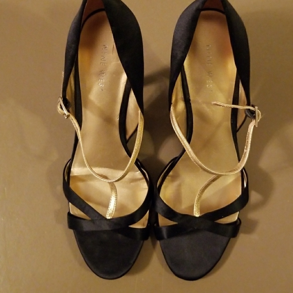 Nine west